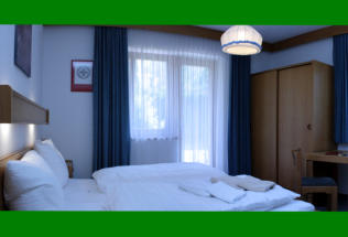 Double bed room with balcony Brixana