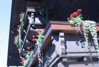 Brixana balcon de fleurs